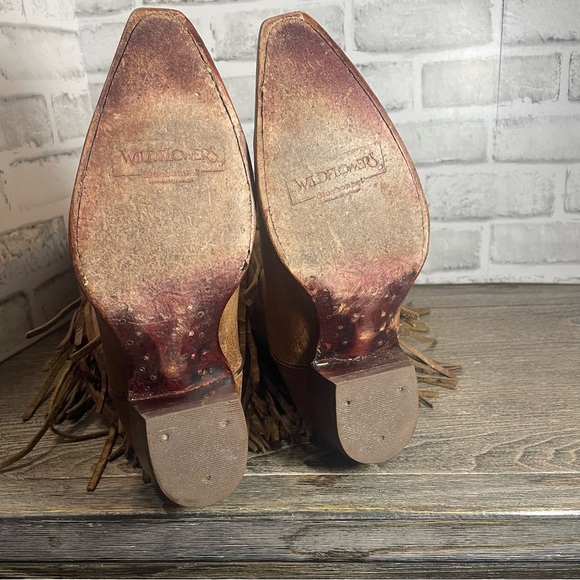 Wildflowers Brown Fringe Western Boot. Women’s size 8. Preowned. Missing fringe. - Picture 8 of 15